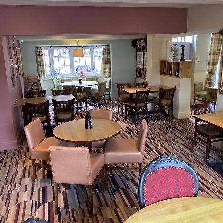 Bed and Breakfast George And Dragon Tarvin Esterno foto