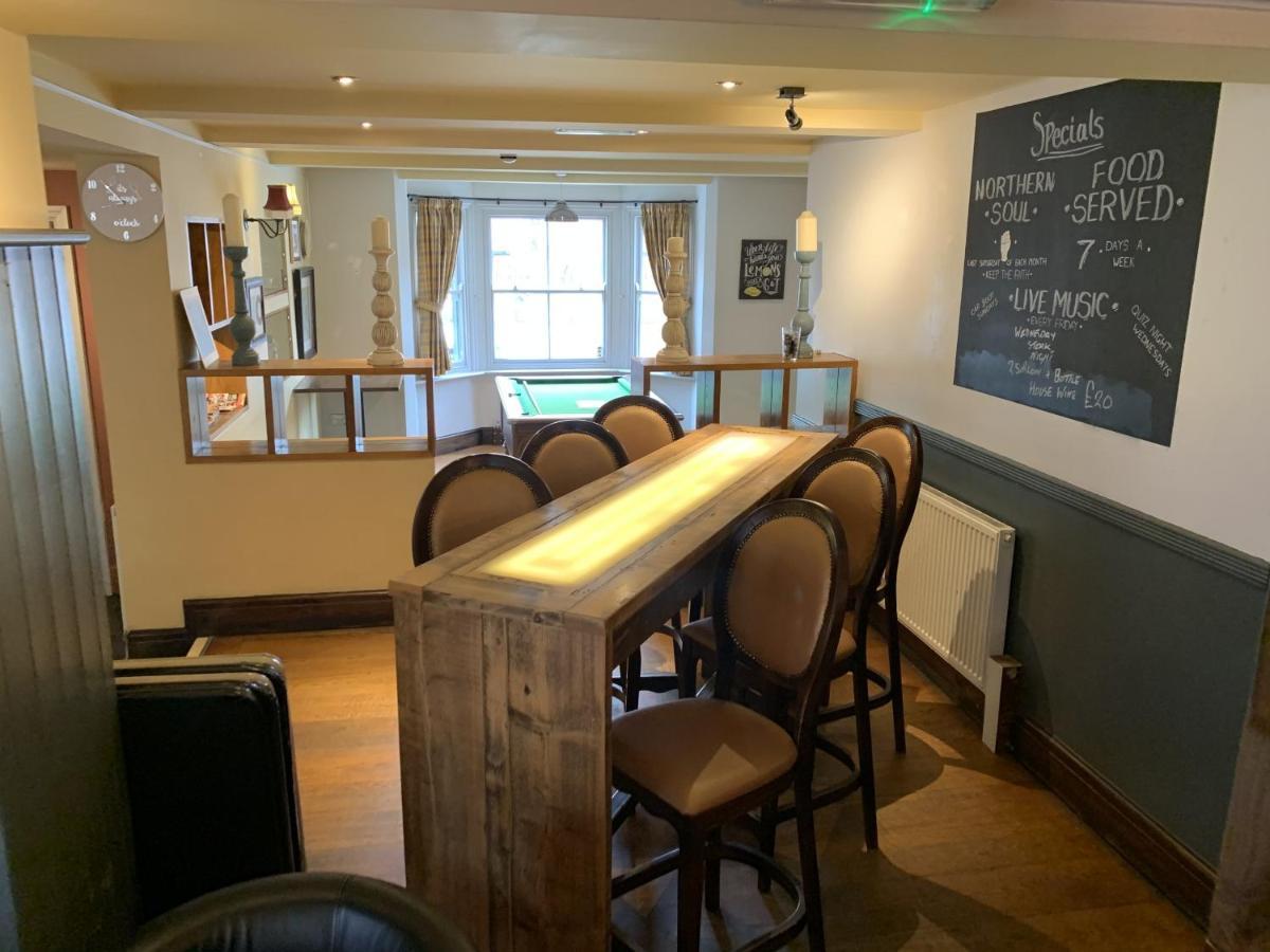 Bed and Breakfast George And Dragon Tarvin Esterno foto
